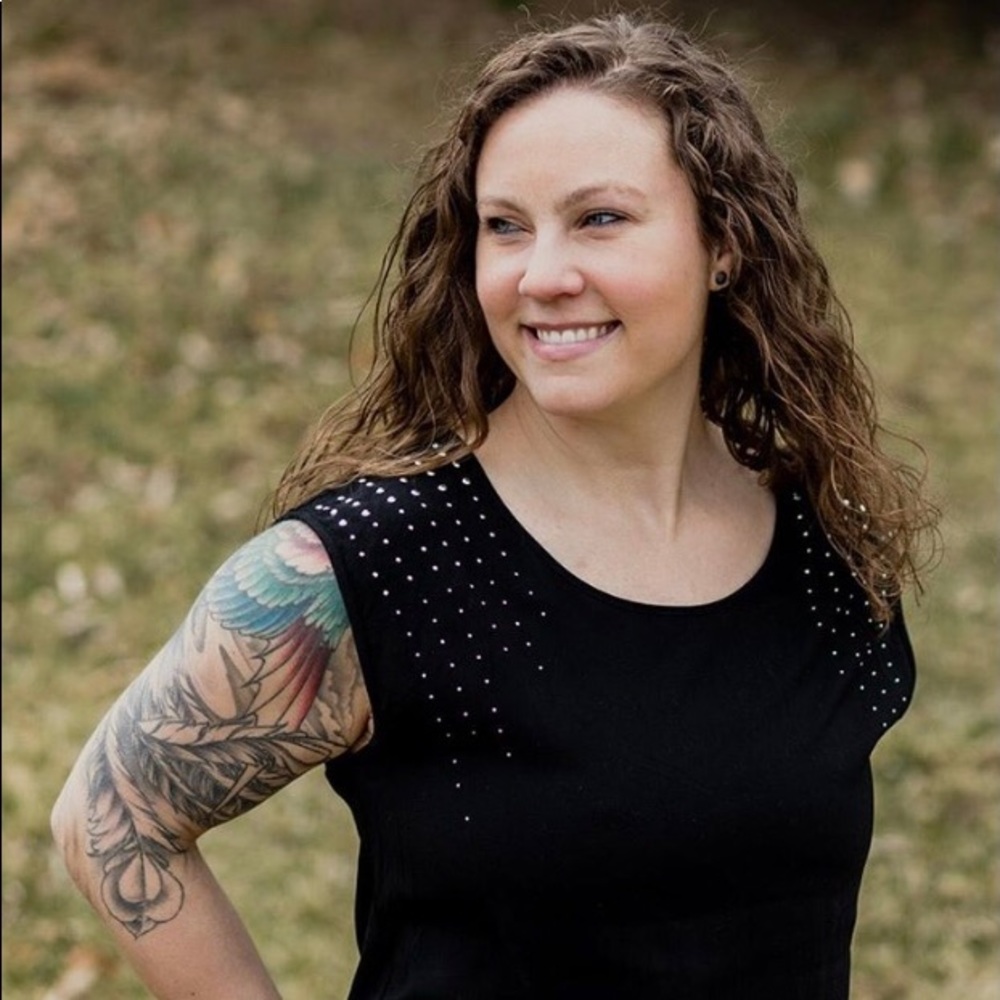 Meet your Posher, Nicole